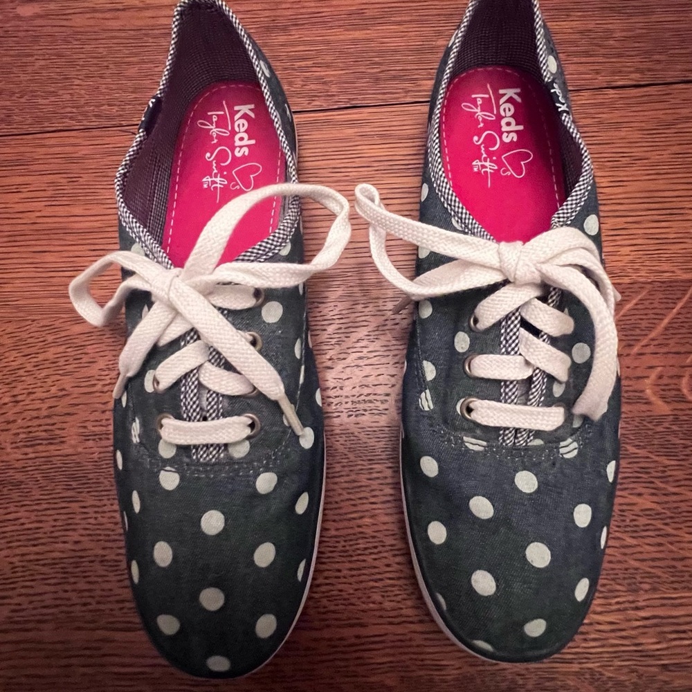 Keds shoes (Taylor Swift)